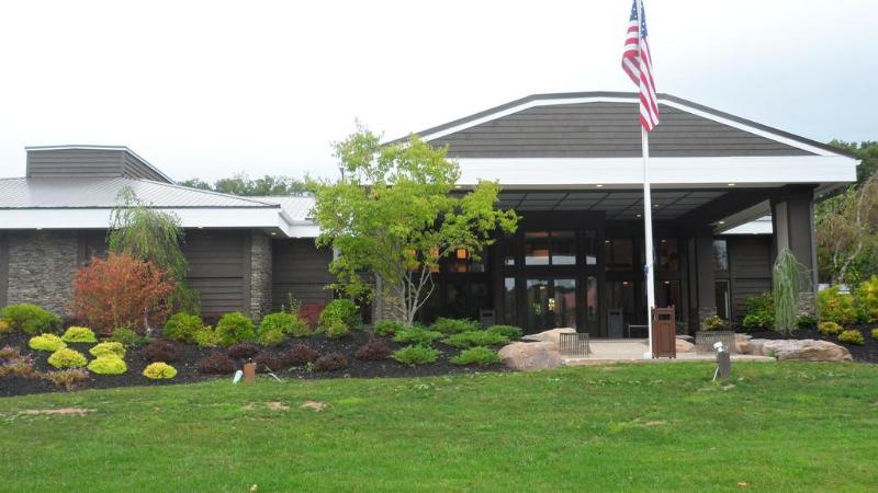 Ramada By Wyndham Rock Hill At Sullivan Center Esterno foto