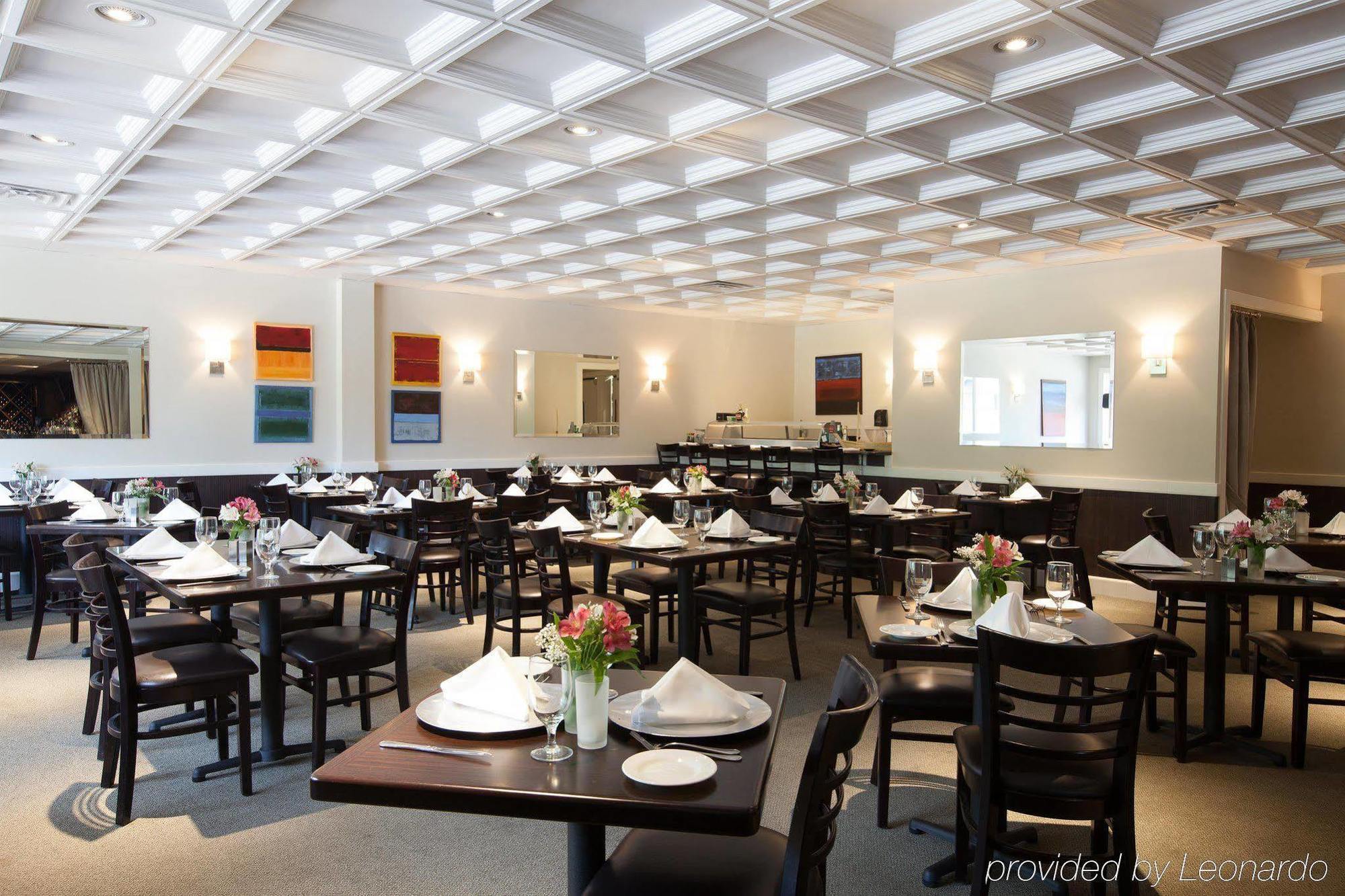 Ramada By Wyndham Rock Hill At Sullivan Center Esterno foto