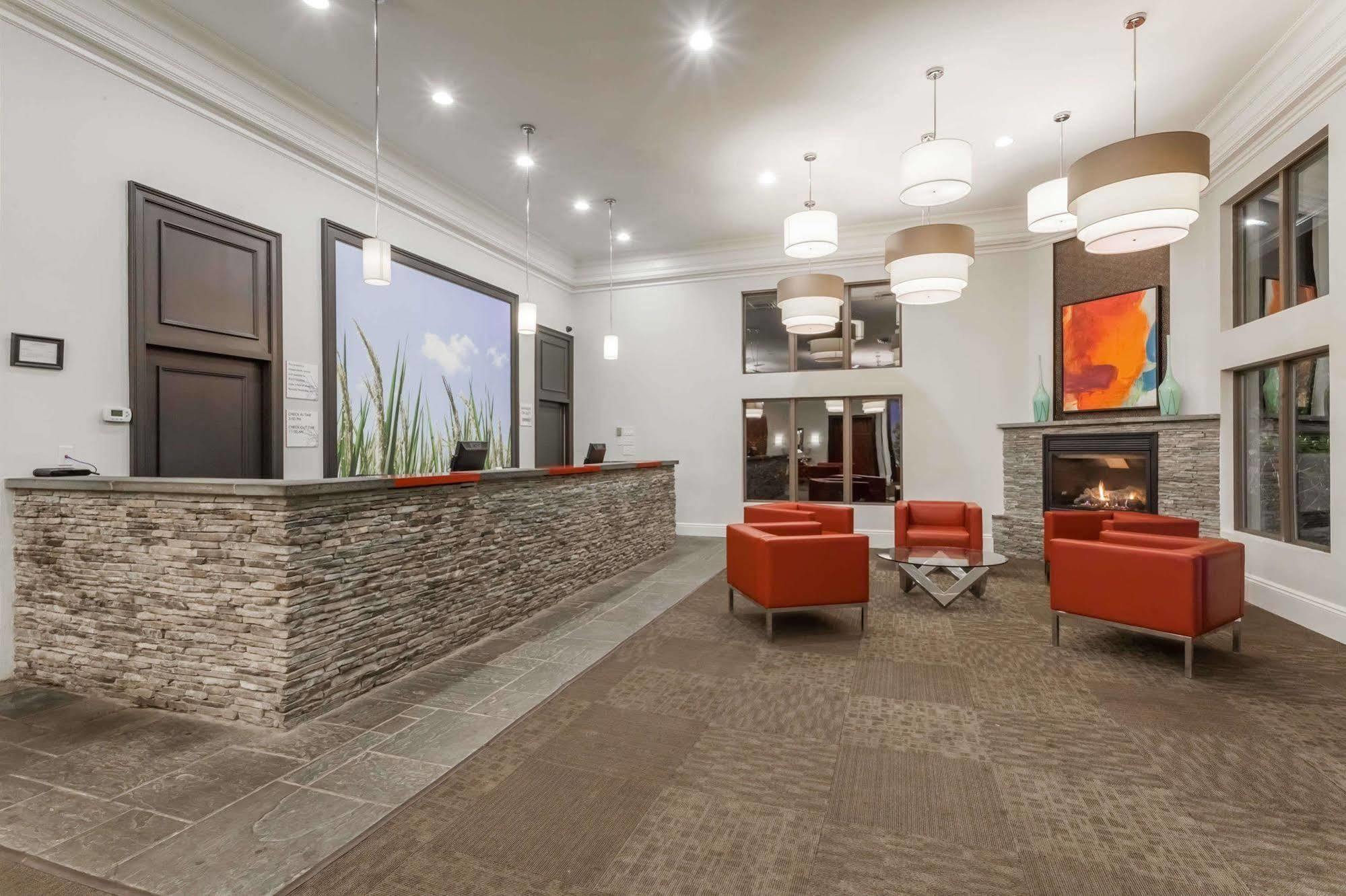 Ramada By Wyndham Rock Hill At Sullivan Center Esterno foto