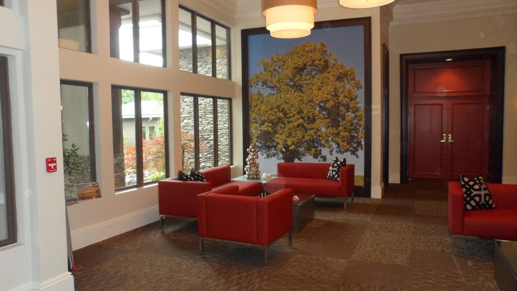 Ramada By Wyndham Rock Hill At Sullivan Center Esterno foto