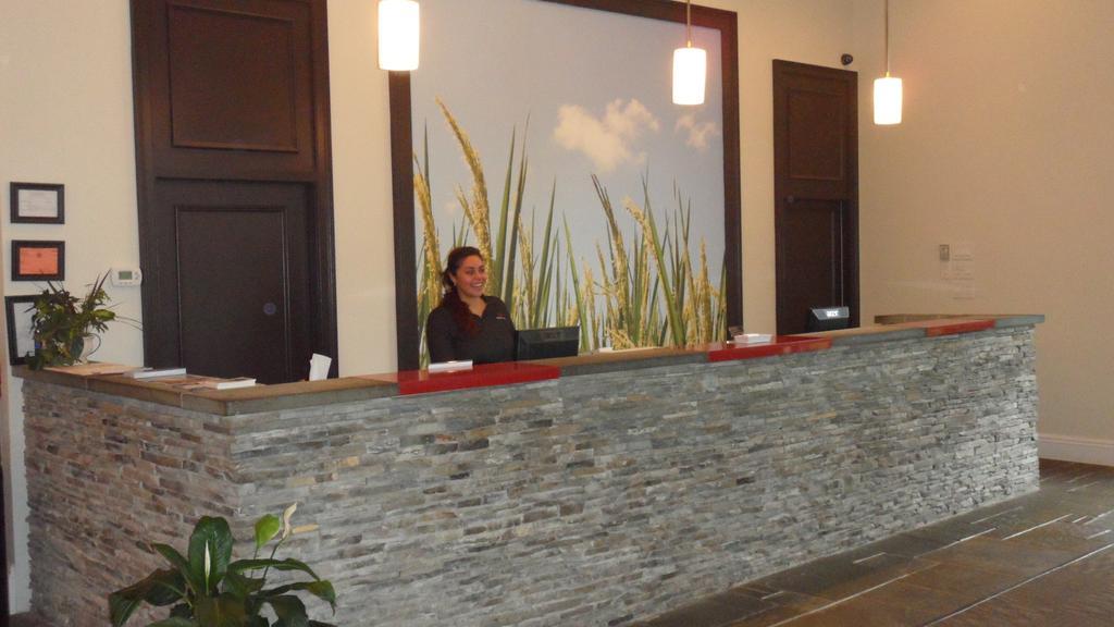 Ramada By Wyndham Rock Hill At Sullivan Center Esterno foto