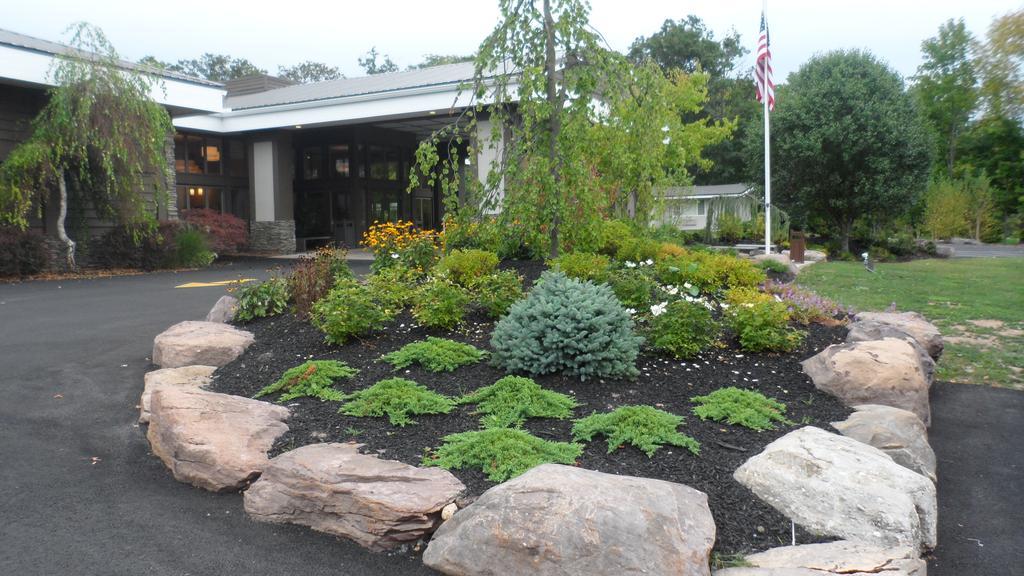 Ramada By Wyndham Rock Hill At Sullivan Center Esterno foto