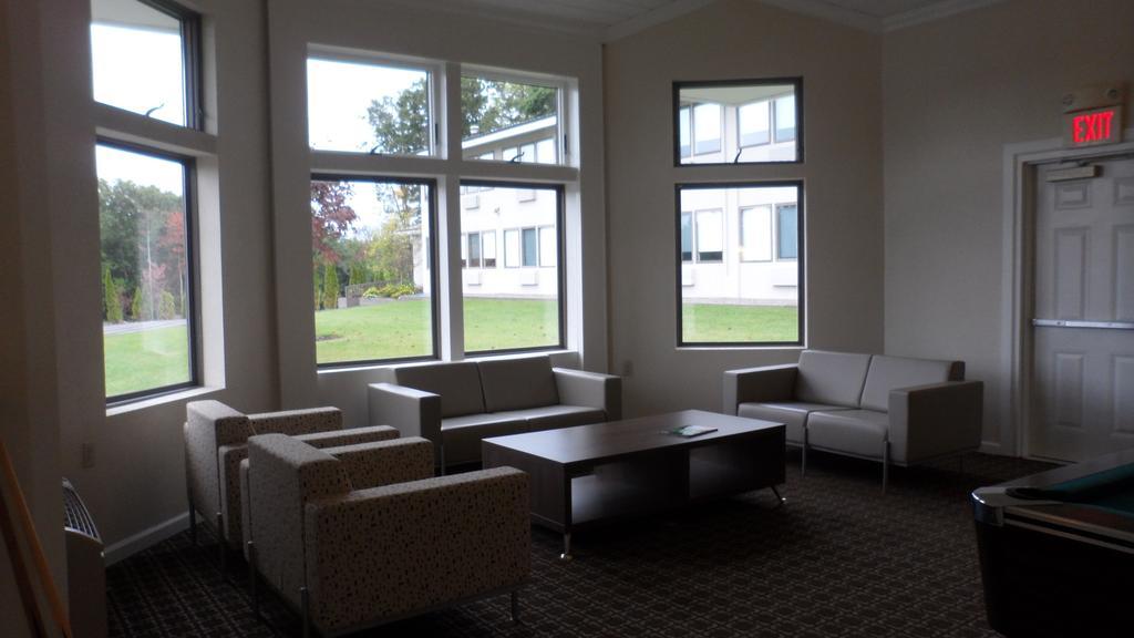 Ramada By Wyndham Rock Hill At Sullivan Center Esterno foto